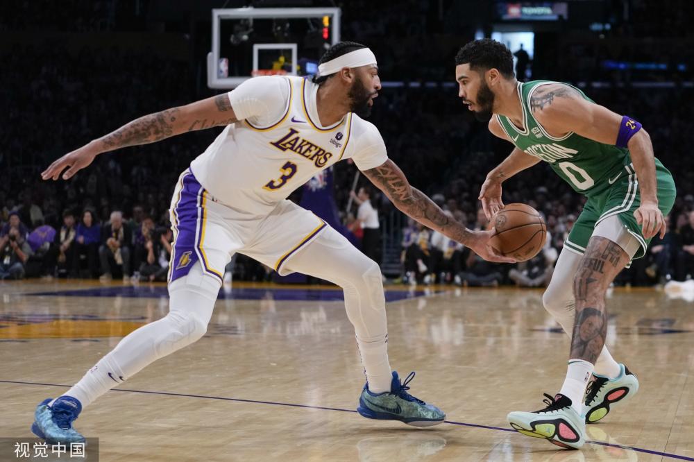 通过社交媒 通过社交媒