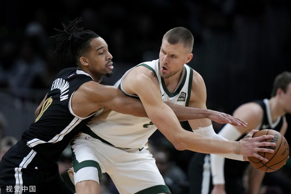 在谈判中拥 在谈判中拥